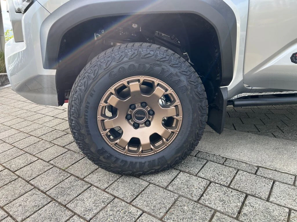 New 2026 Celestial Silver Metallic Toyota Trailhunter image 10