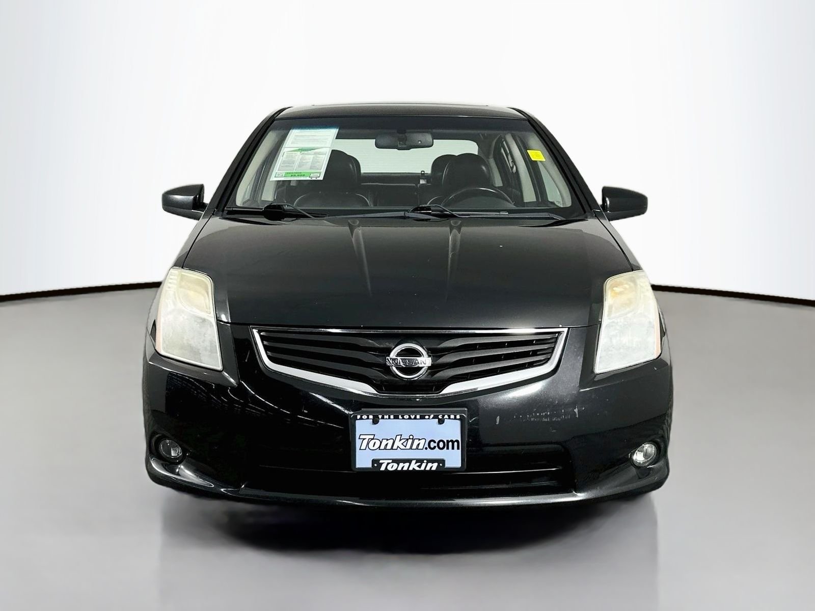 Used 2011 Super Black Metallic Nissan 2.0 SL image 2