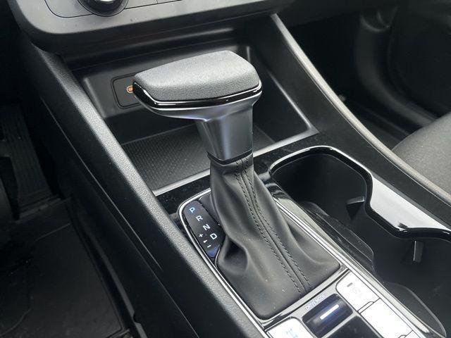 New 2026 Phantom Black Hyundai SE image 60