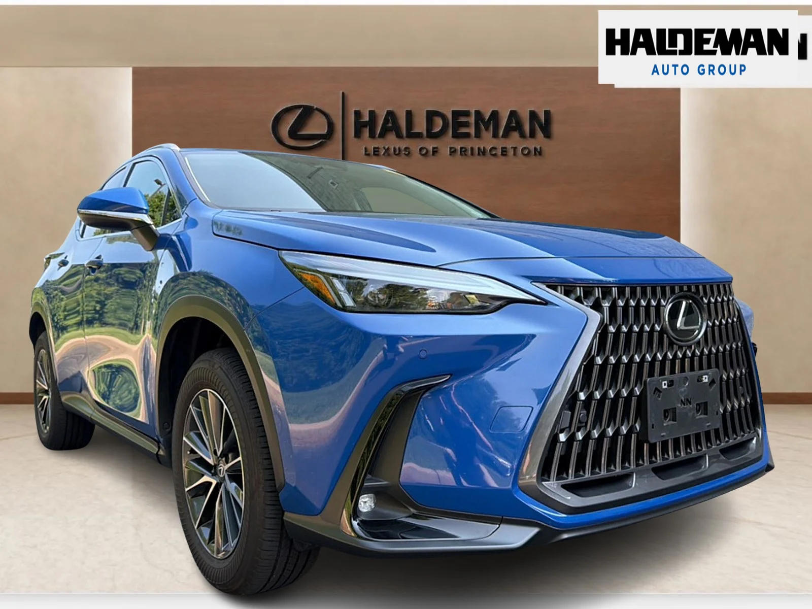Used 2026 Grecian Water Lexus Premium image 1