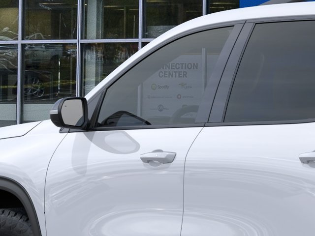 2027 Chevrolet Traverse Z71 - Photo 12