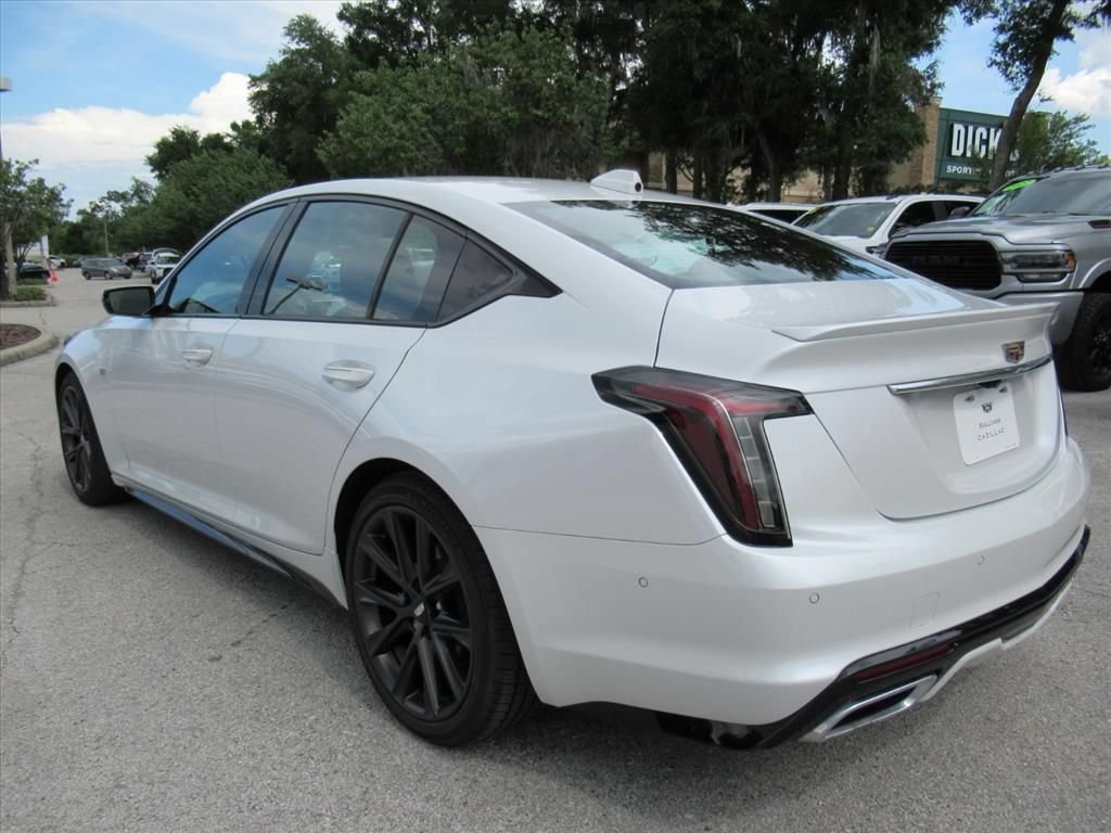 Used 2022 Crystal White Tricoat Cadillac Sport image 5
