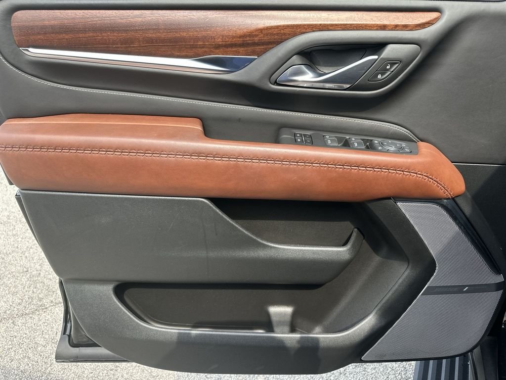 2024 GMC Yukon Denali Ultimate - Photo 23