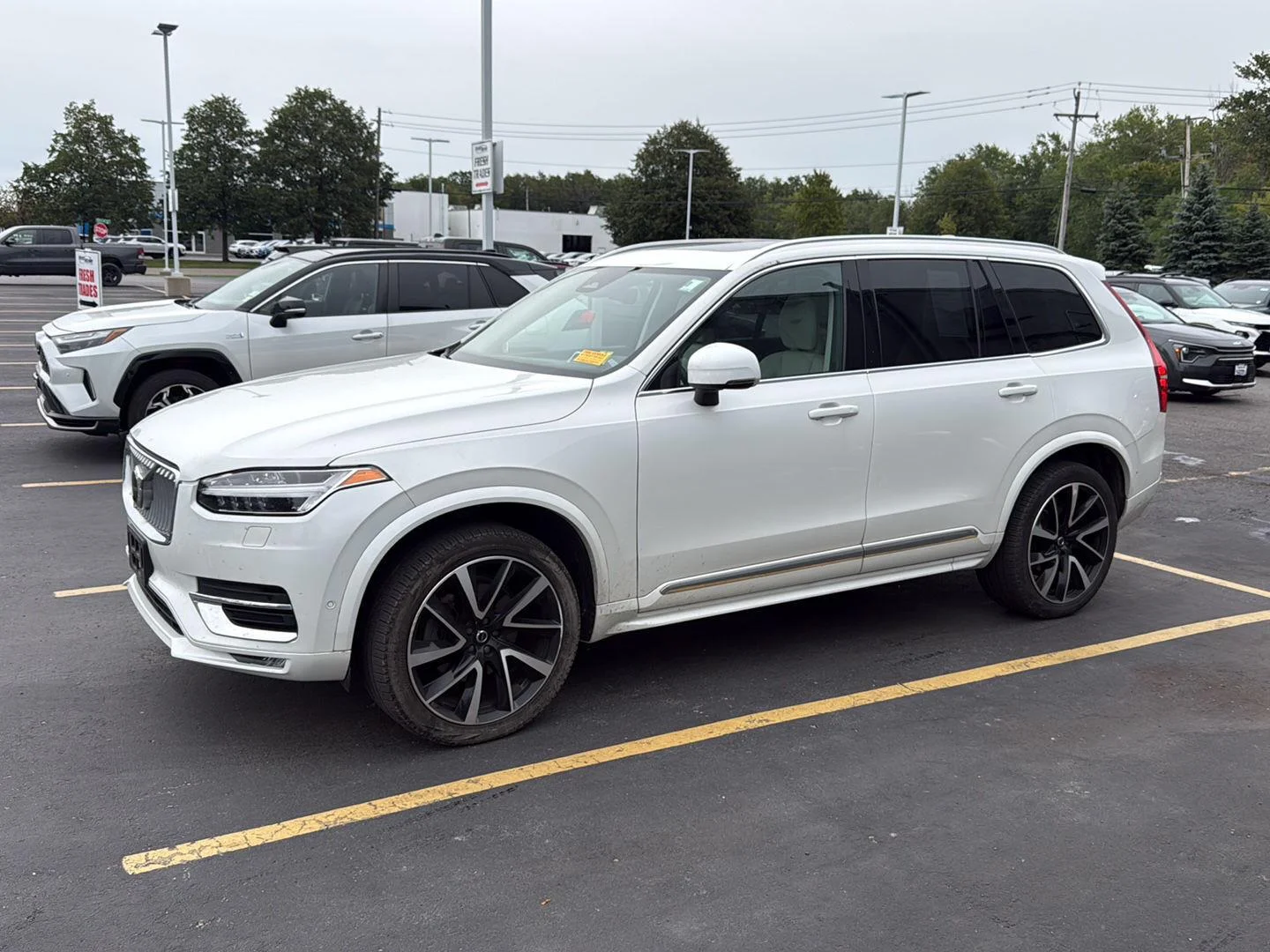 Used 2023 Crystal White Metallic Volvo Plus image 2