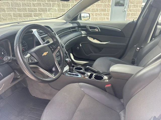 Used 2014 Summit White Chevrolet LT image 16