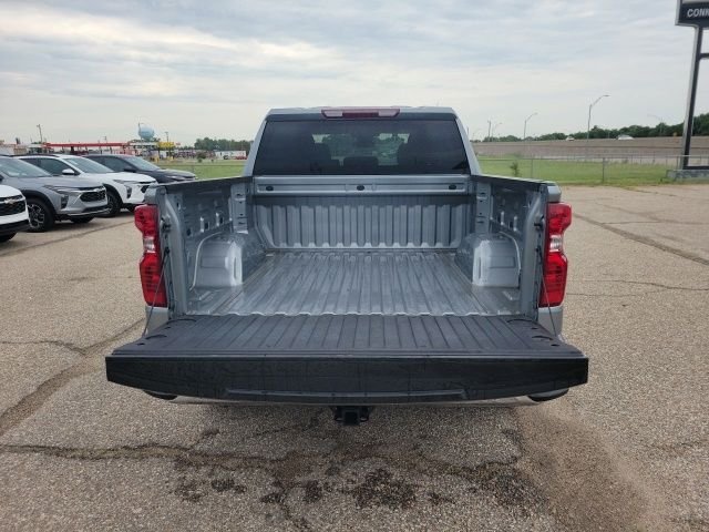 Used 2024 Gray Chevrolet LT image 27