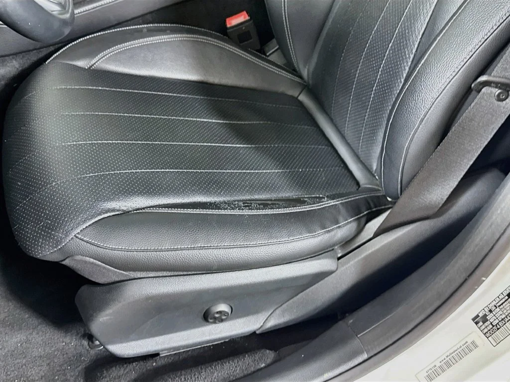 Used 2018 White Mercedes-Benz E 300 image 22