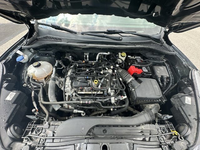 Certified Used 2022 Blue Ford SE image 20