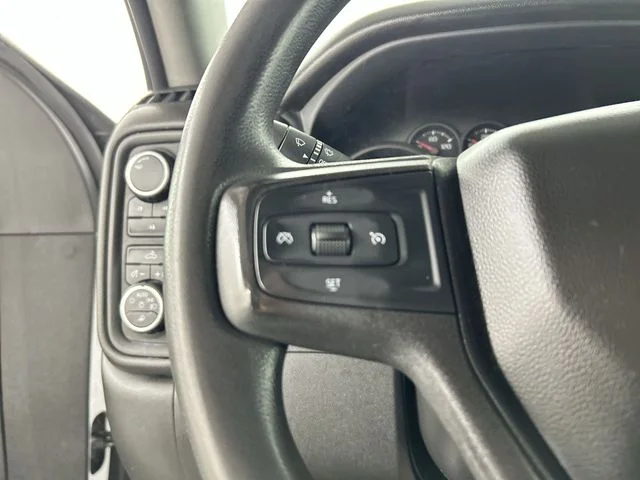 Used 2021 White Chevrolet Custom image 12