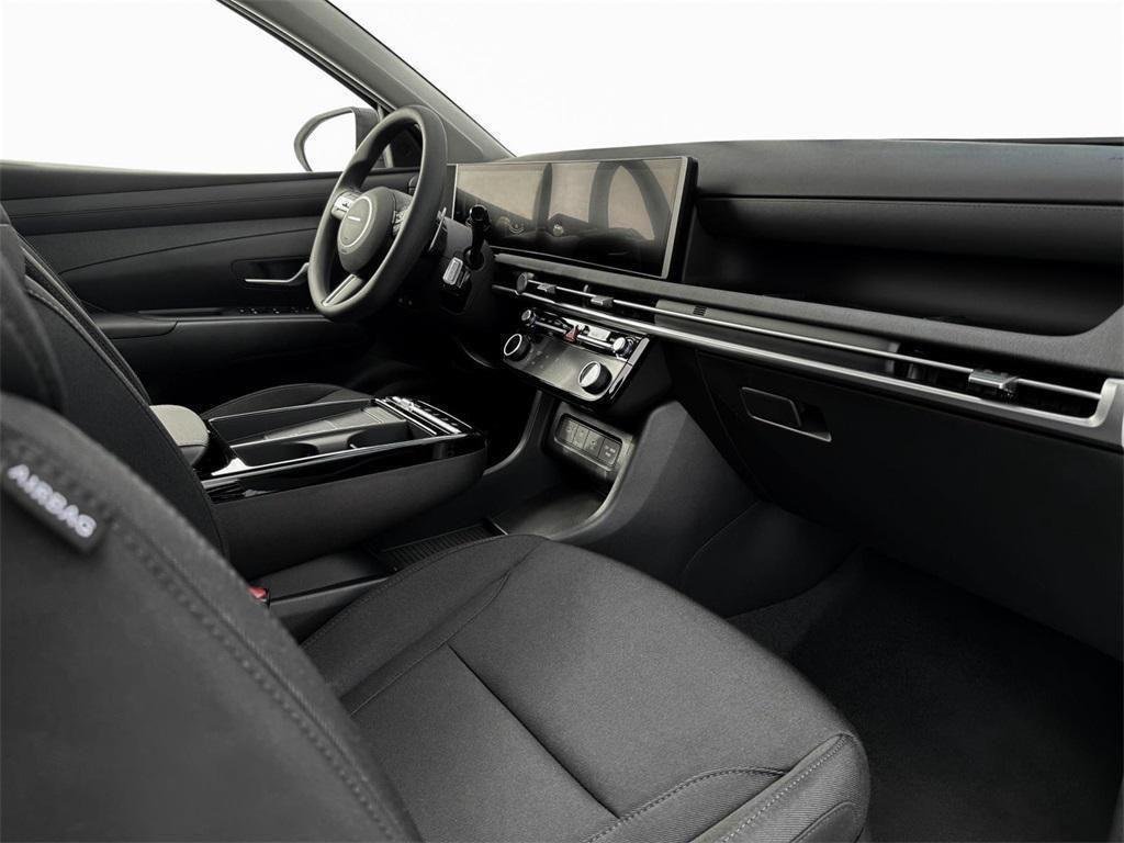 New 2026 White Hyundai SEL image 15