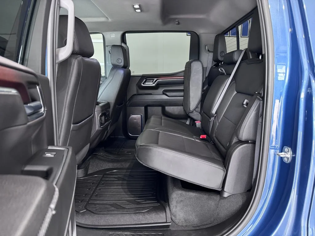Used 2024 Downpour Metallic GMC Denali image 13