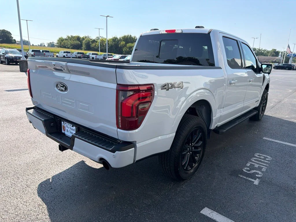 Used 2025 Space White Metallic Ford Lariat image 5