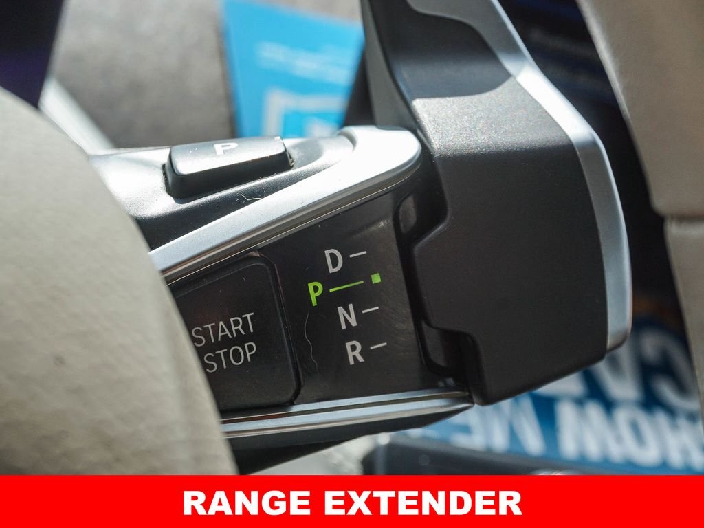 Used 2014 Silver BMW with Range Extender image 23