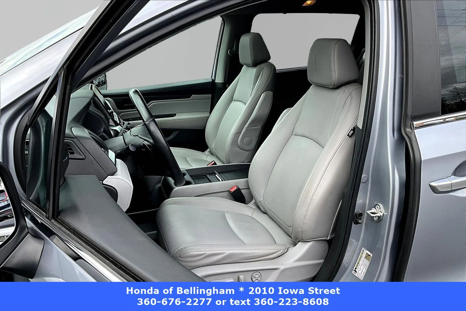 Used 2018 Lunar Silver Metallic Honda EX-L image 19