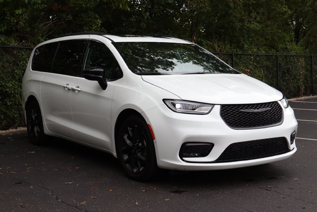 2024 Chrysler Pacifica Limited - Photo 12