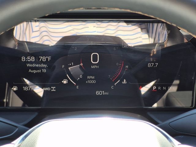 Used 2026 Summit White GMC AT4 image 22