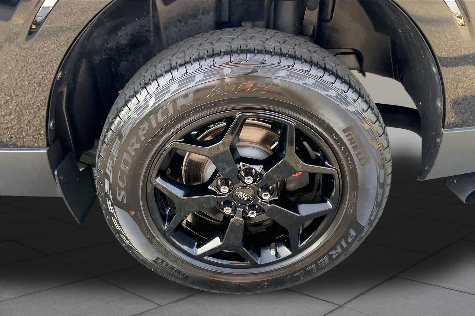 Used 2024 Shadow Black Ford XLT image 10