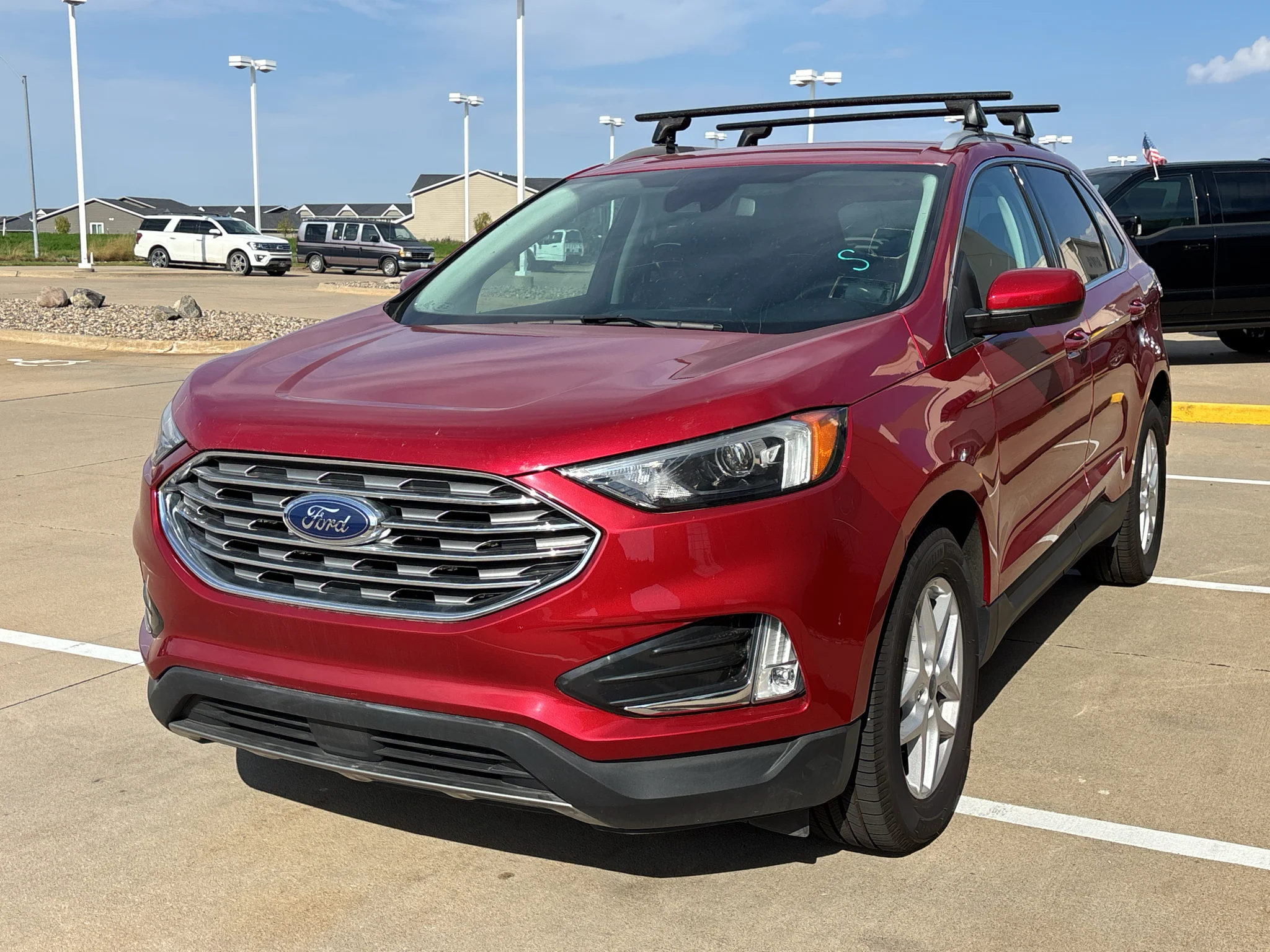 Used 2022 Rapid Red Metallic Tinted Clearcoat Ford SEL image 3