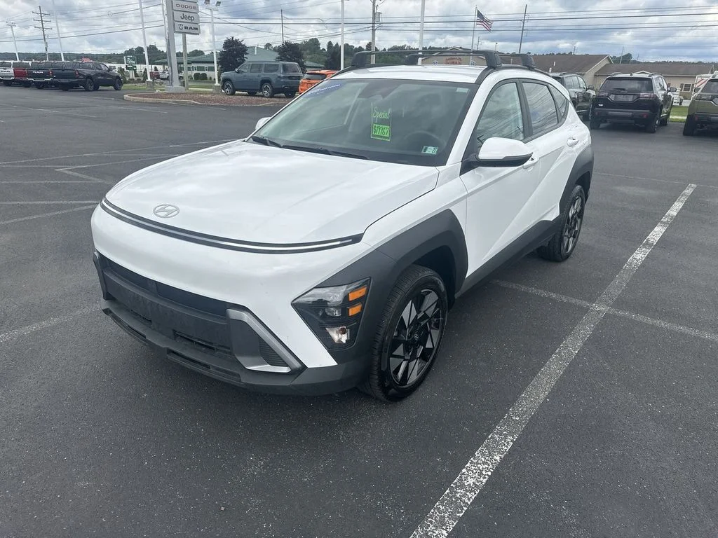 Certified Used 2024 White Hyundai SEL image 4