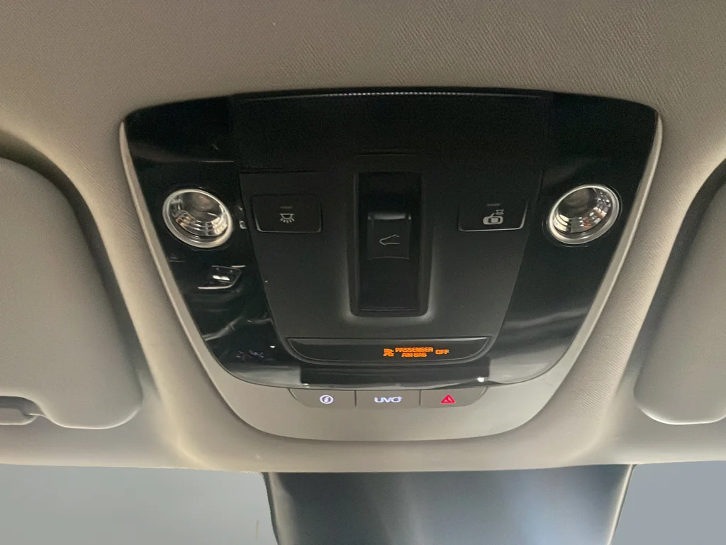 Used 2021 Yellow Kia SX image 36