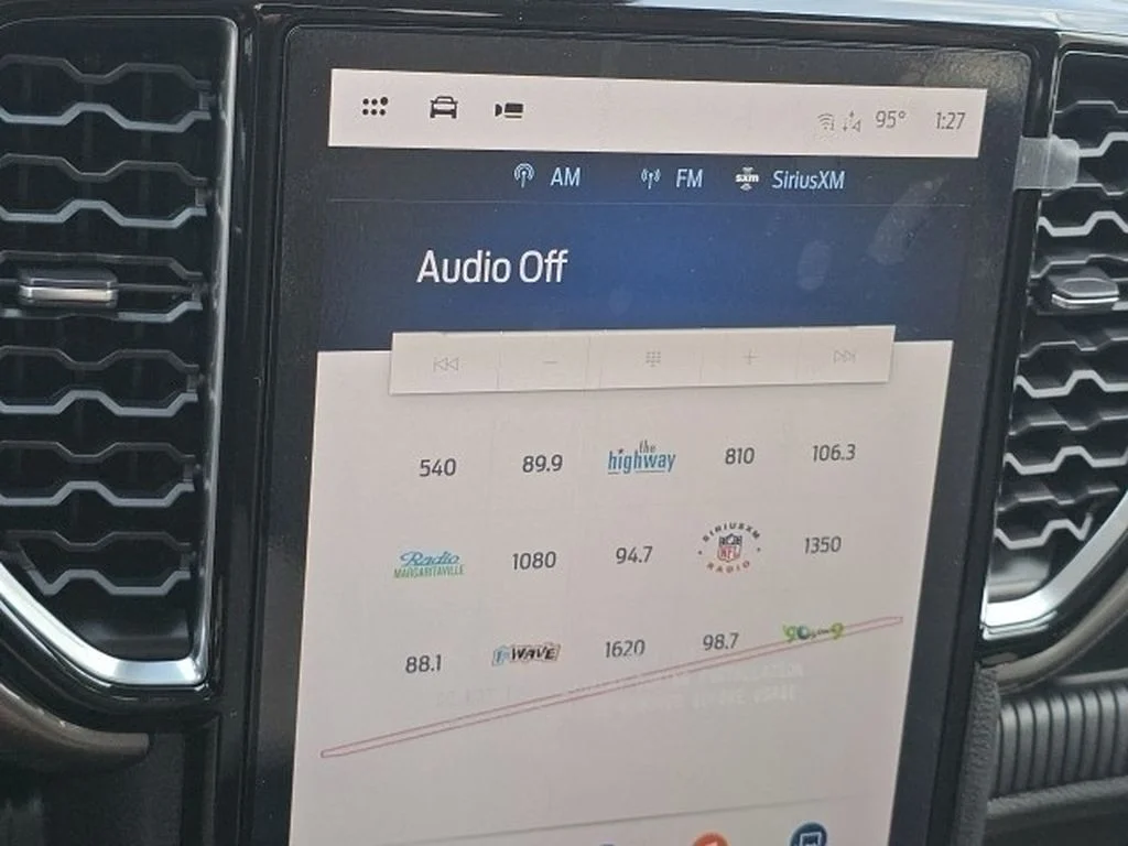 2025 Ford Ranger XLT - Photo 13