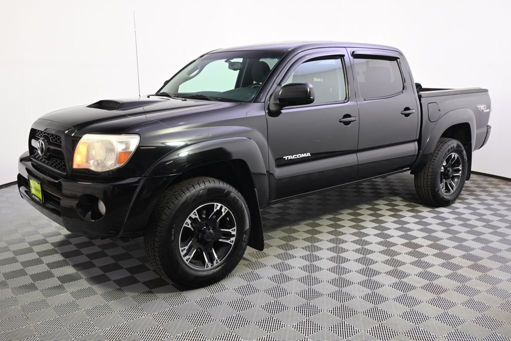 Used 2011 Toyota Tacoma Base with VIN 3TMLU4EN4BM058626 for sale in St. Louis Park, Minnesota