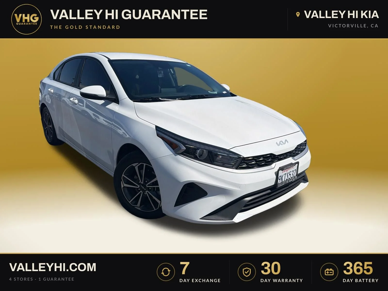 Used 2024 Snow White Pearl Kia LXS image 1