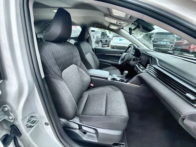2026 Toyota Camry LE - Photo 27