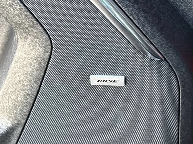 2027 GMC Yukon Denali - Photo 21