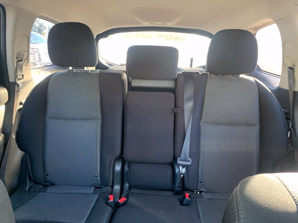 Used 2018 Silver Nissan SV image 24