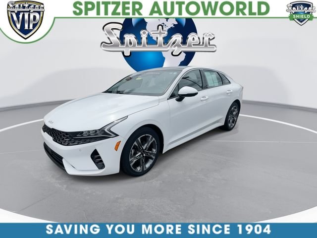Used 2024 White Kia EX image 4