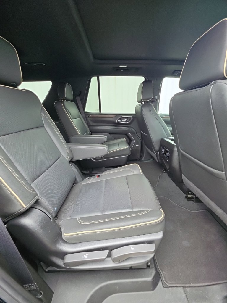 Used 2024 Black Chevrolet Premier image 23
