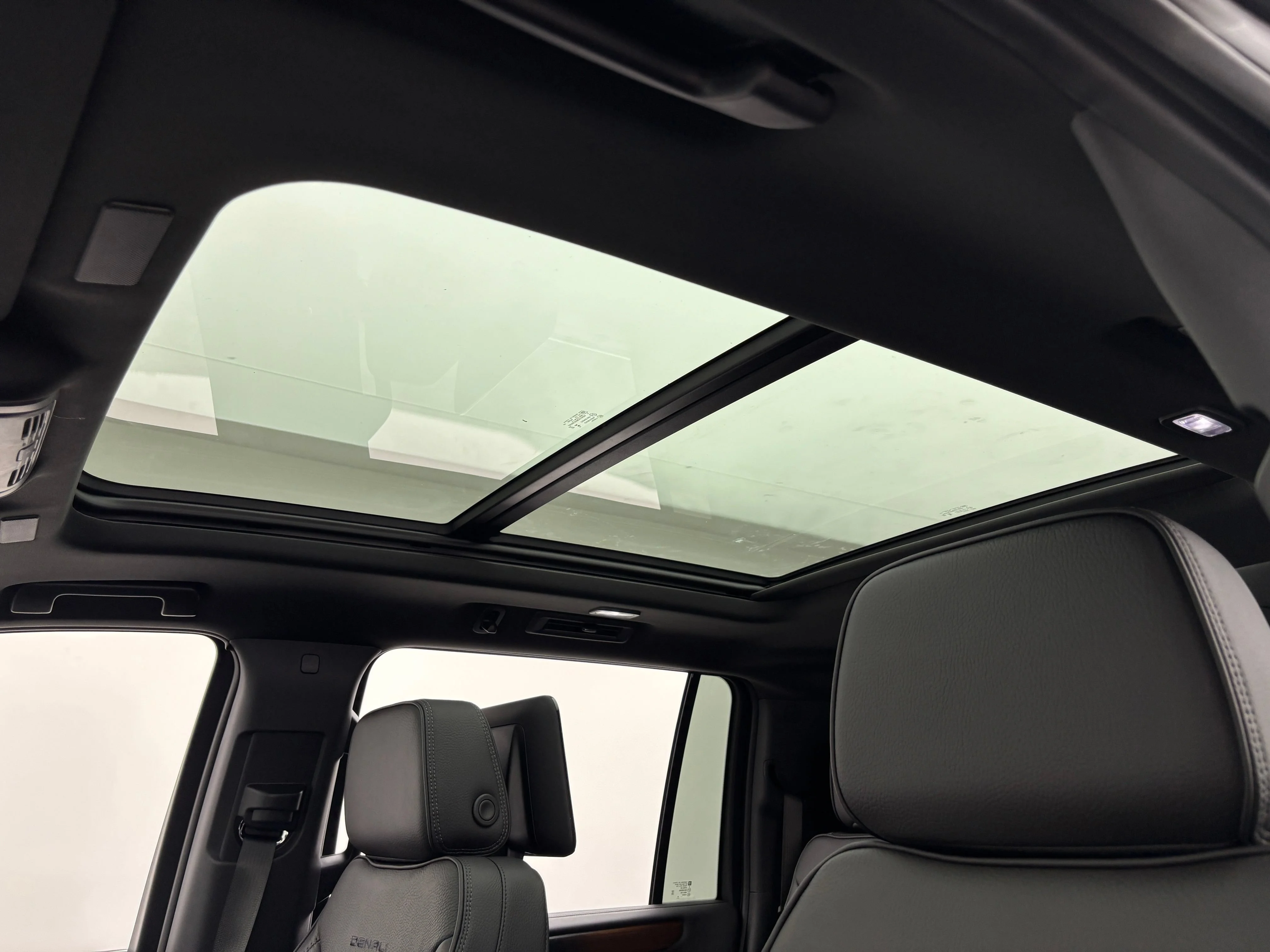 2026 GMC Yukon XL Denali - Photo 5