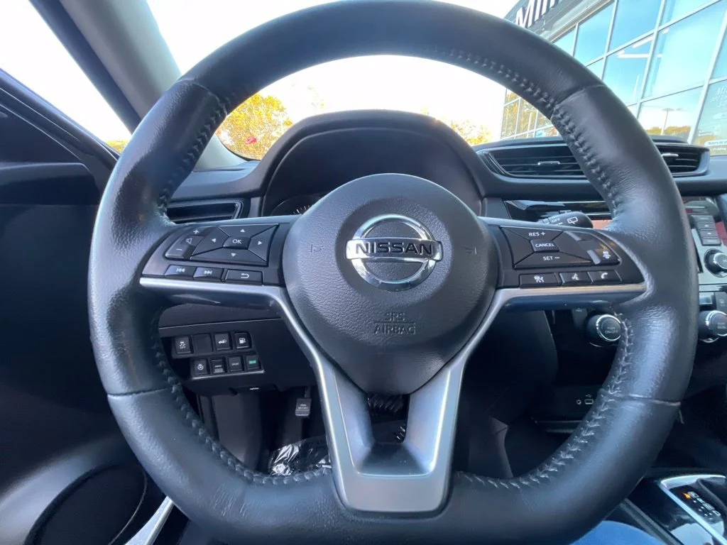 Certified Used 2018  Nissan SV image 12