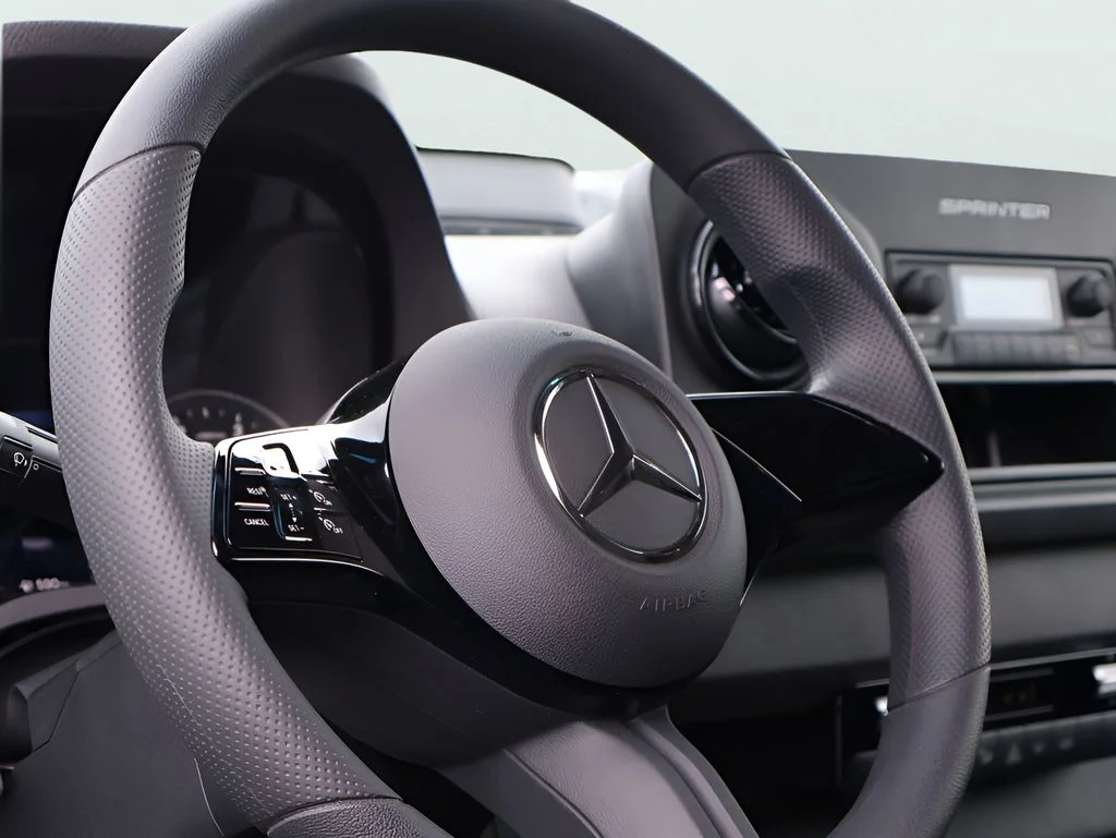 New 2026 Arctic White Mercedes-Benz Cargo 144 WB image 23