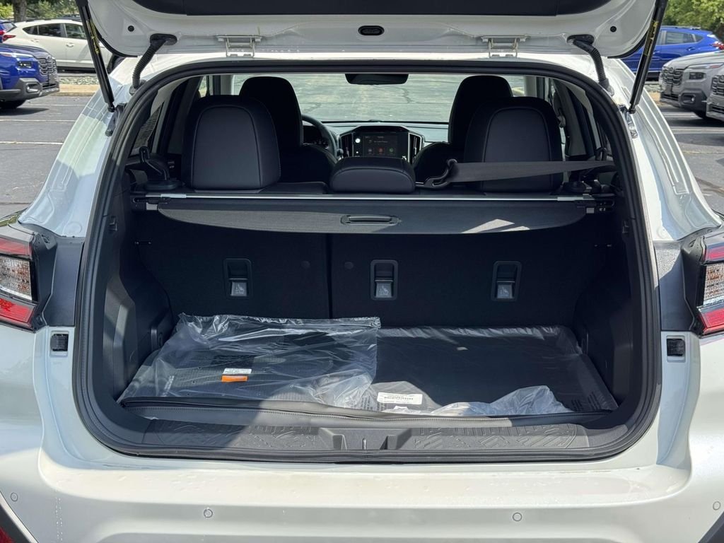 New 2026 CRYSTAL WHITE PEARL Subaru Limited image 12