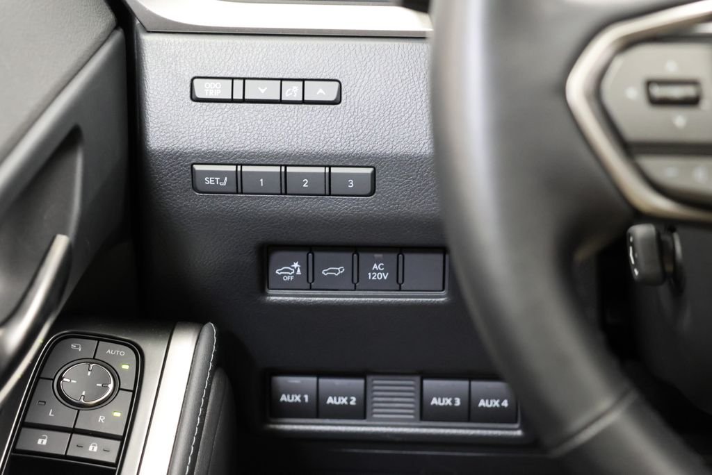2025 Lexus GX Overtrail - Photo 17