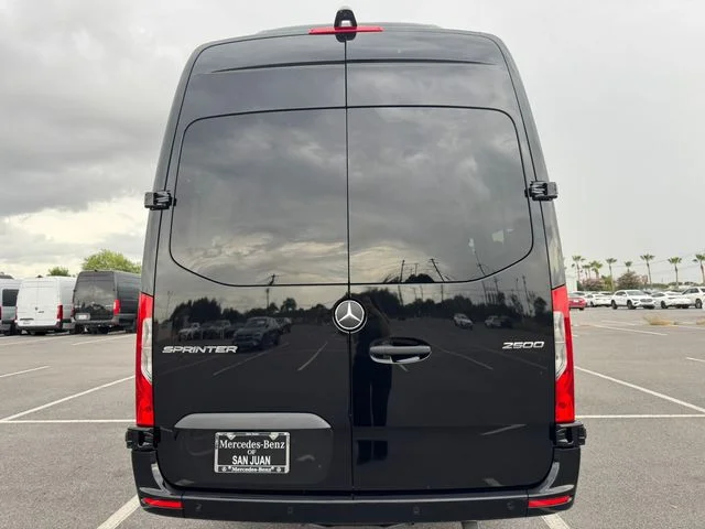 New 2026  Mercedes-Benz Passenger 170 WB image 13