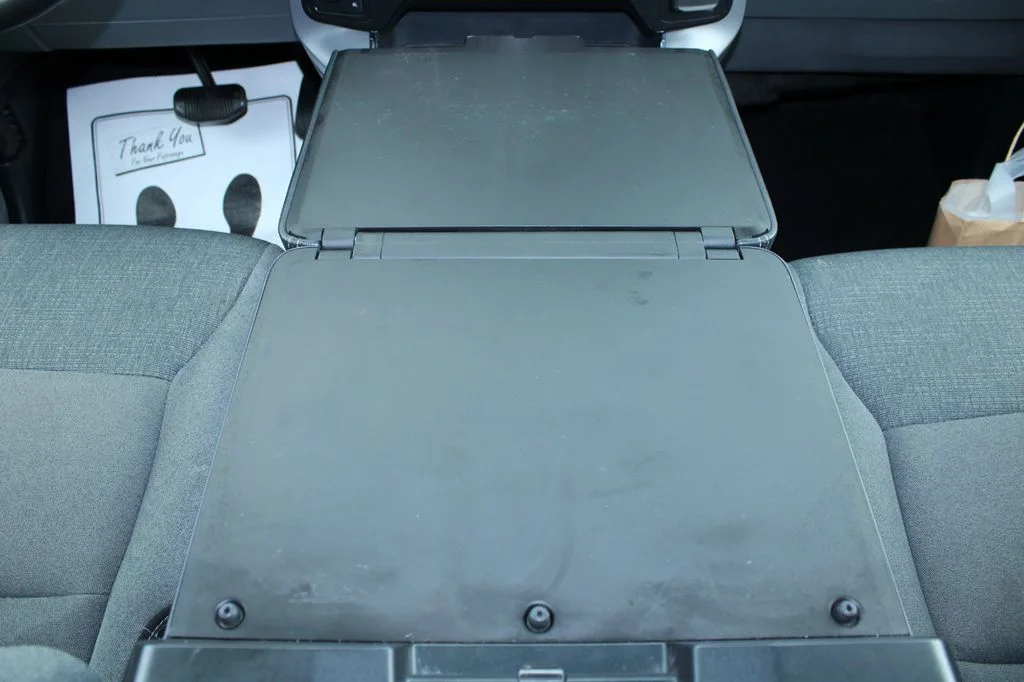 Used 2024 Black Metallic Ford XLT image 28