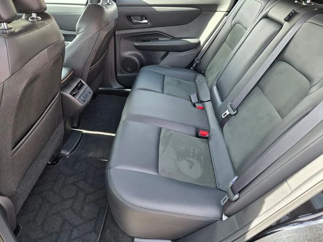 Used 2024 Black Nissan ENGAGE e-4ORCE image 12