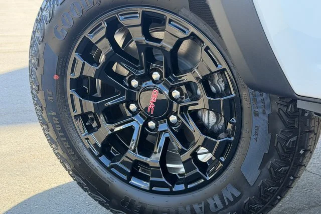 New 2026 Summit White GMC Elevation image 11