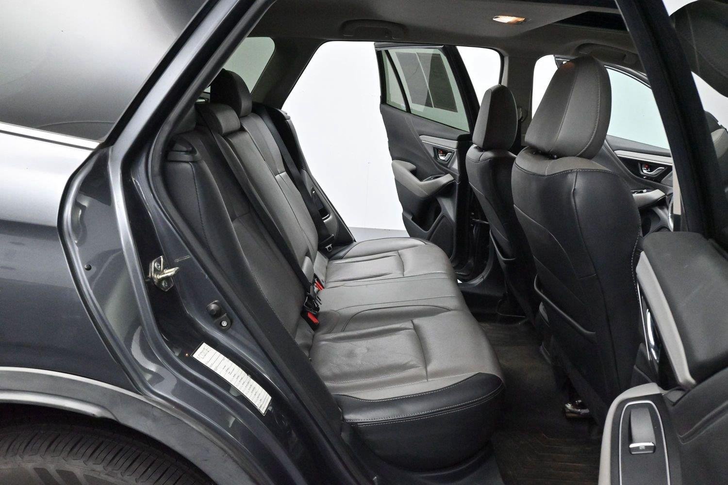 Used 2020 Magnetite Gray Metallic Subaru Limited image 33