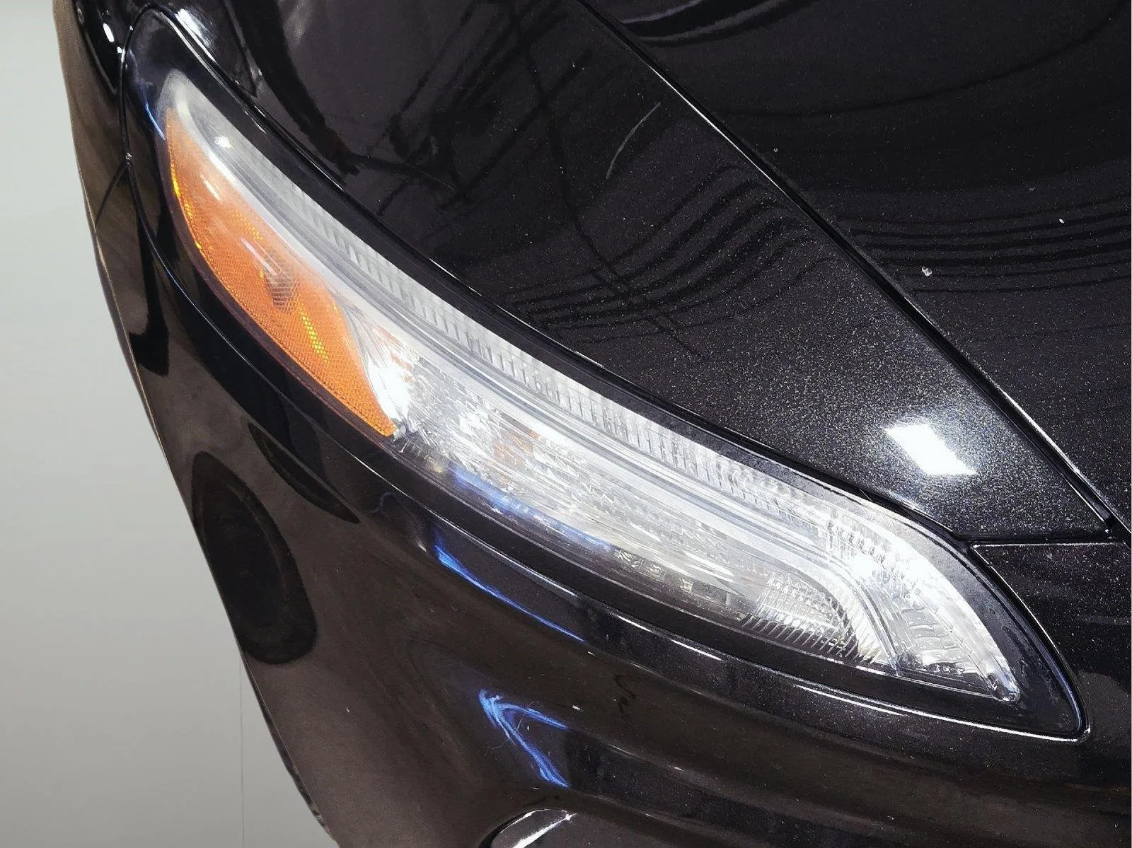 Used 2014 Brilliant Black Crystal Pearlcoat Jeep Limited image 13