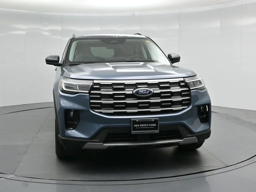 New 2026 Vapor Blue Metallic Ford Active image 23