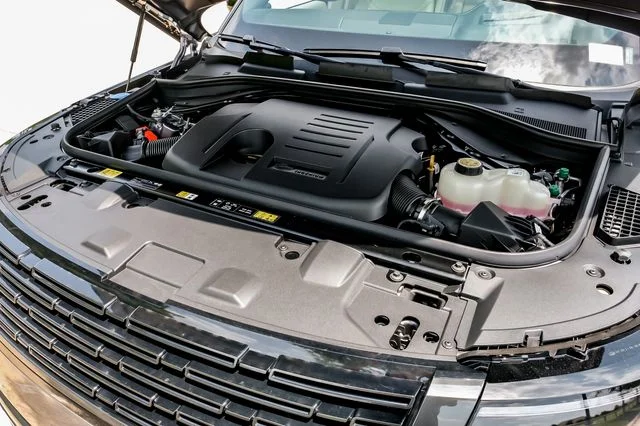 New 2026 Gray Land Rover SE image 59