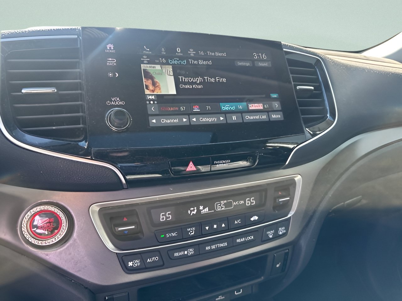 Certified Used 2019 Modern Steel Metallic Honda EX-L image 21