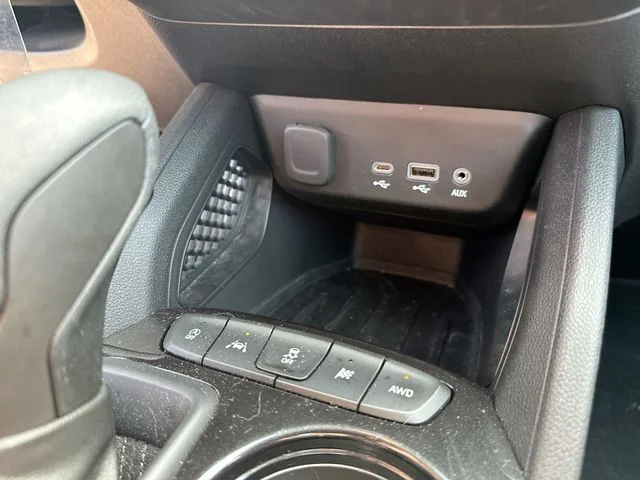 Used 2023 White Chevrolet LS image 40