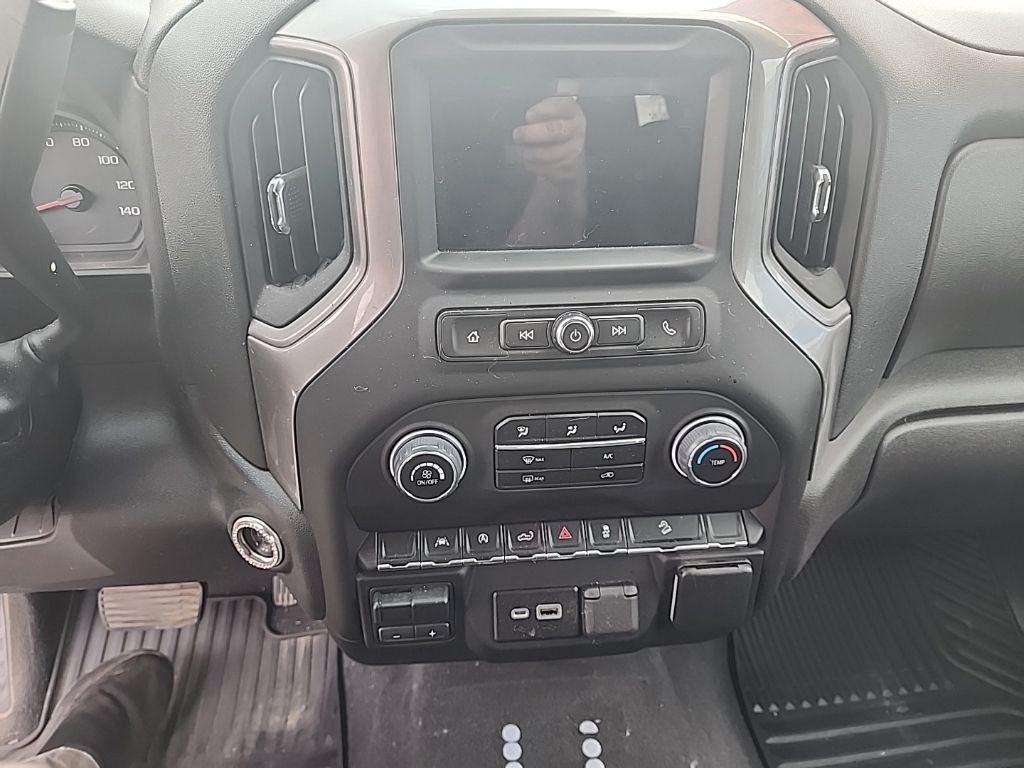 Used 2023 White Chevrolet Custom Trail Boss image 16