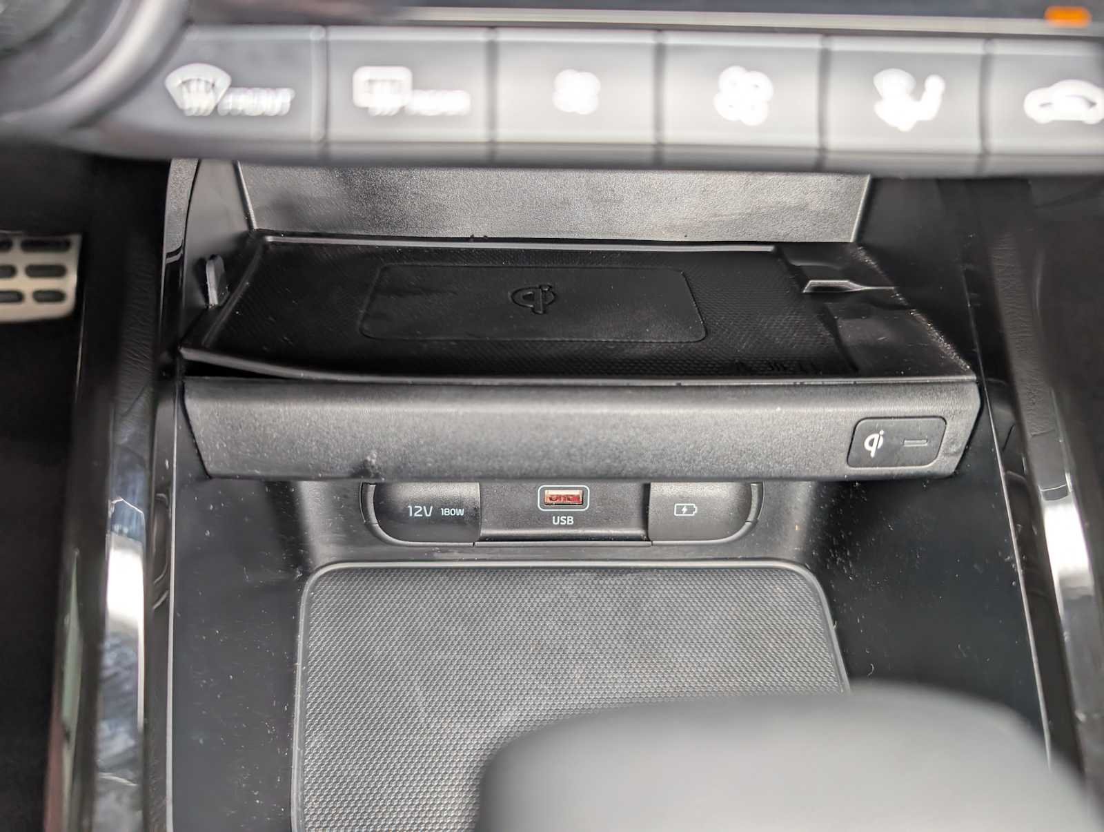 Certified Used 2024 Gravity Gray Kia GT-Line image 31