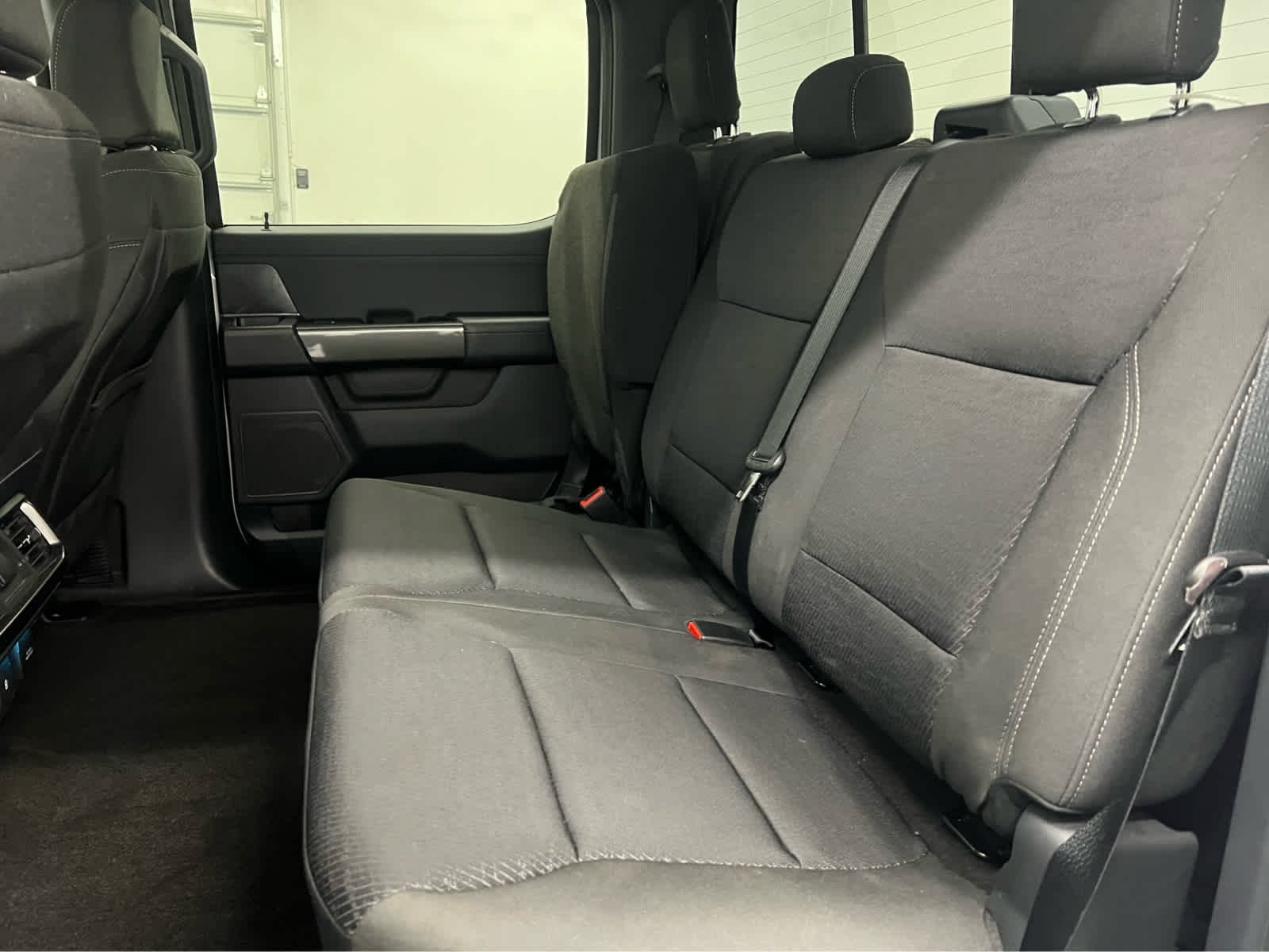 Used 2022 Space White Metallic Ford XLT image 28